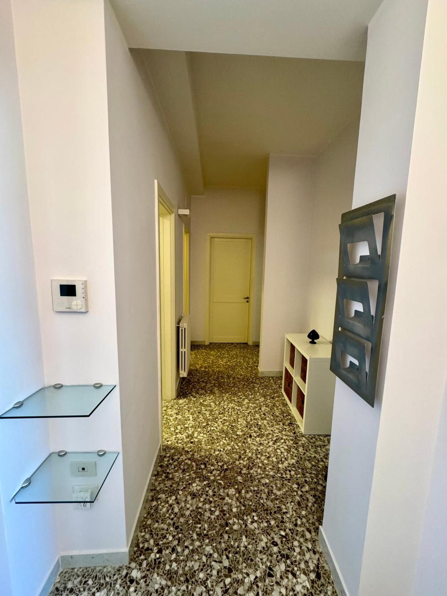 4 Balconi House- Appartamento Moderno A Lecce Exterior foto